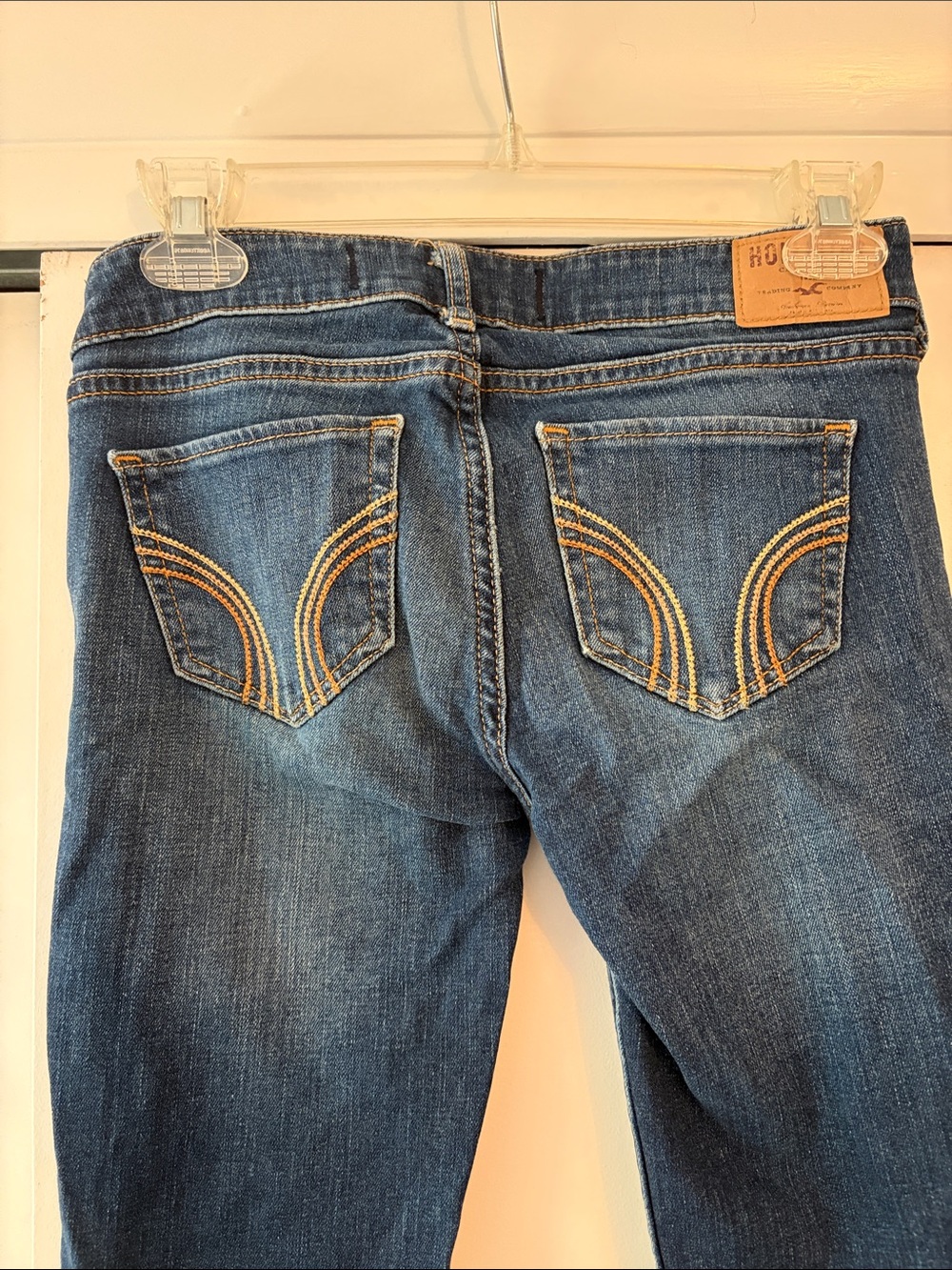 Hollister Women's Medium Blue Flare Jeans - Picture 5 of 5